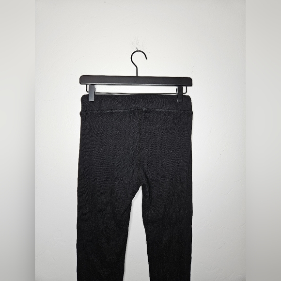 Monrow Black Ribbed Drawstring Joggers - Picture 3 of 9